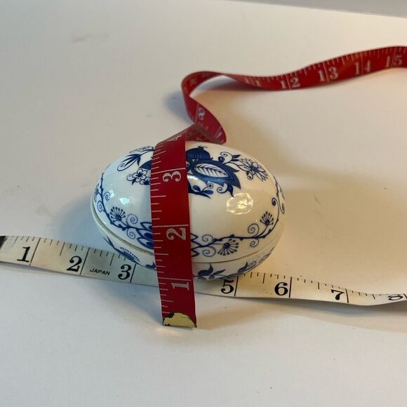 Vienna Woods Fine Bone China Trinket Box - Picture 10 of 11